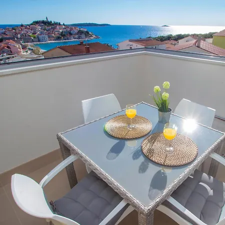 Royal 2 Apartman