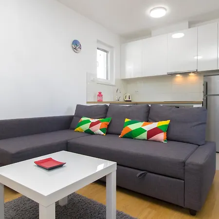 Royal 2 Apartman *