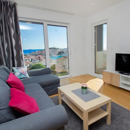 Royal 2 Apartman
